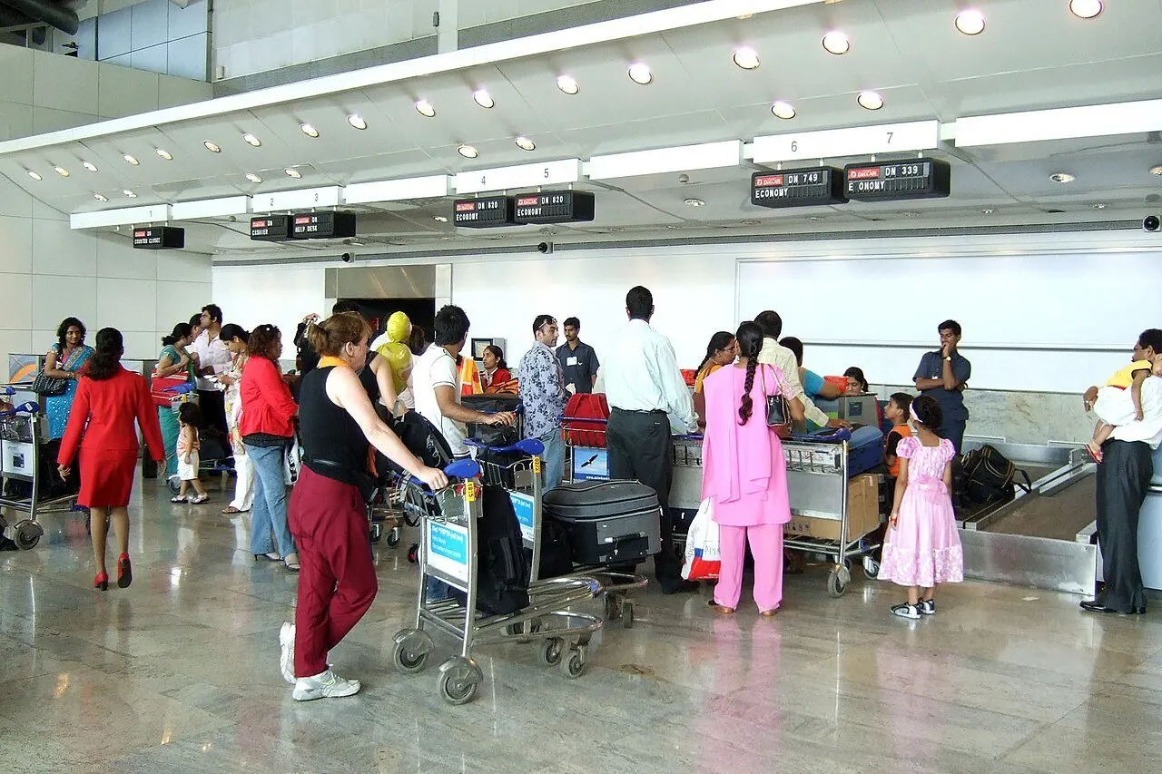 Airport Helper Jobs India 2026 – Ground Staff, Airport Support & Passenger Assistance Roles
